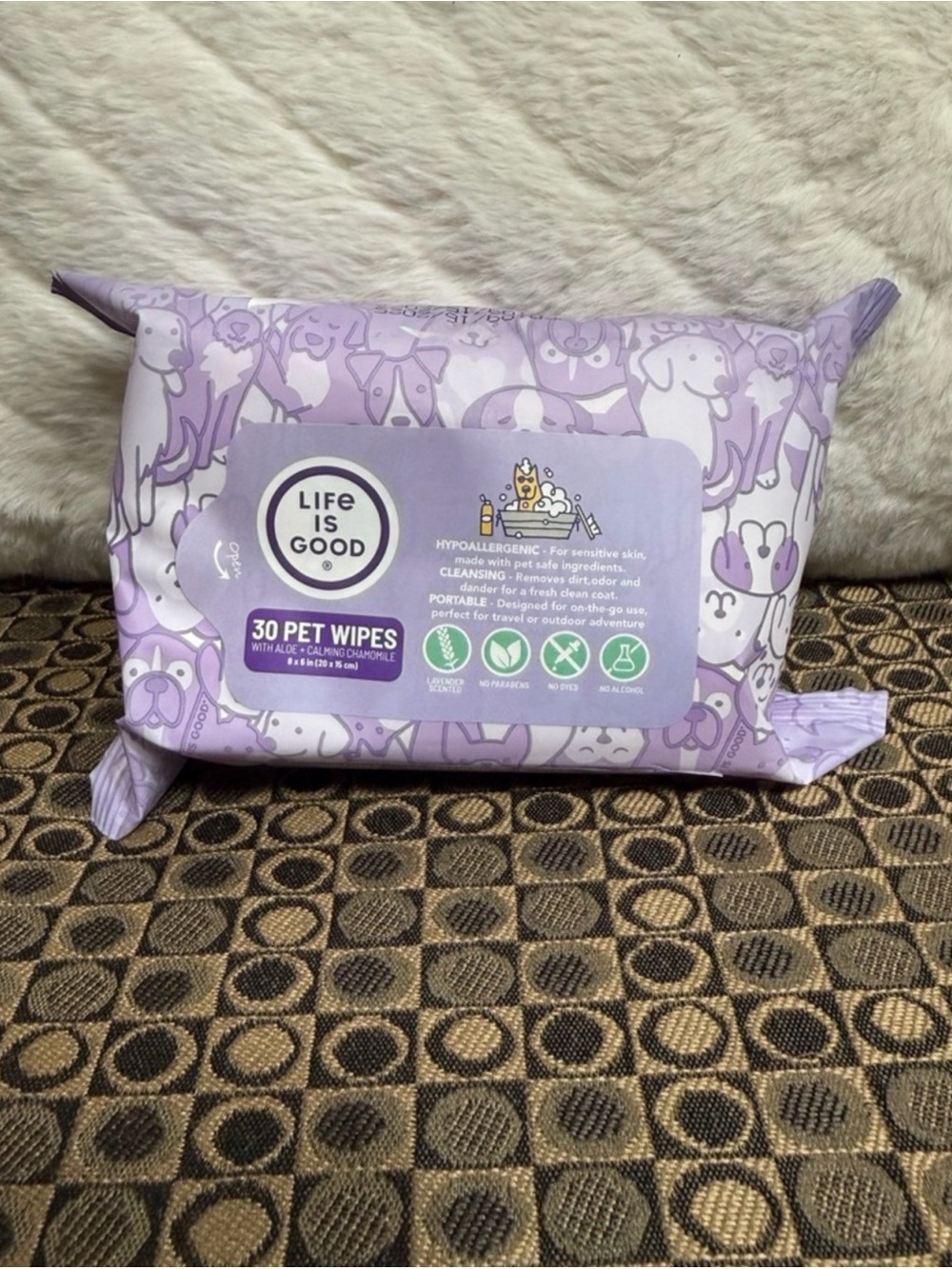 Life Is Good Purple Pet Wipes Pack